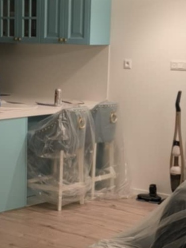 Barová stolička Sisi 3 - voliteľná výška zdjęcie klienta Jana