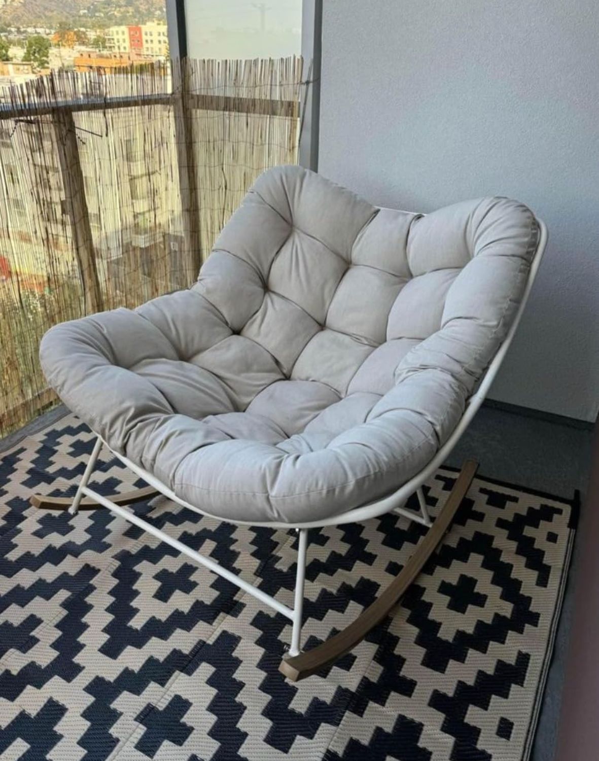 fotel bujany ogrodowy na płozach havana beżowy