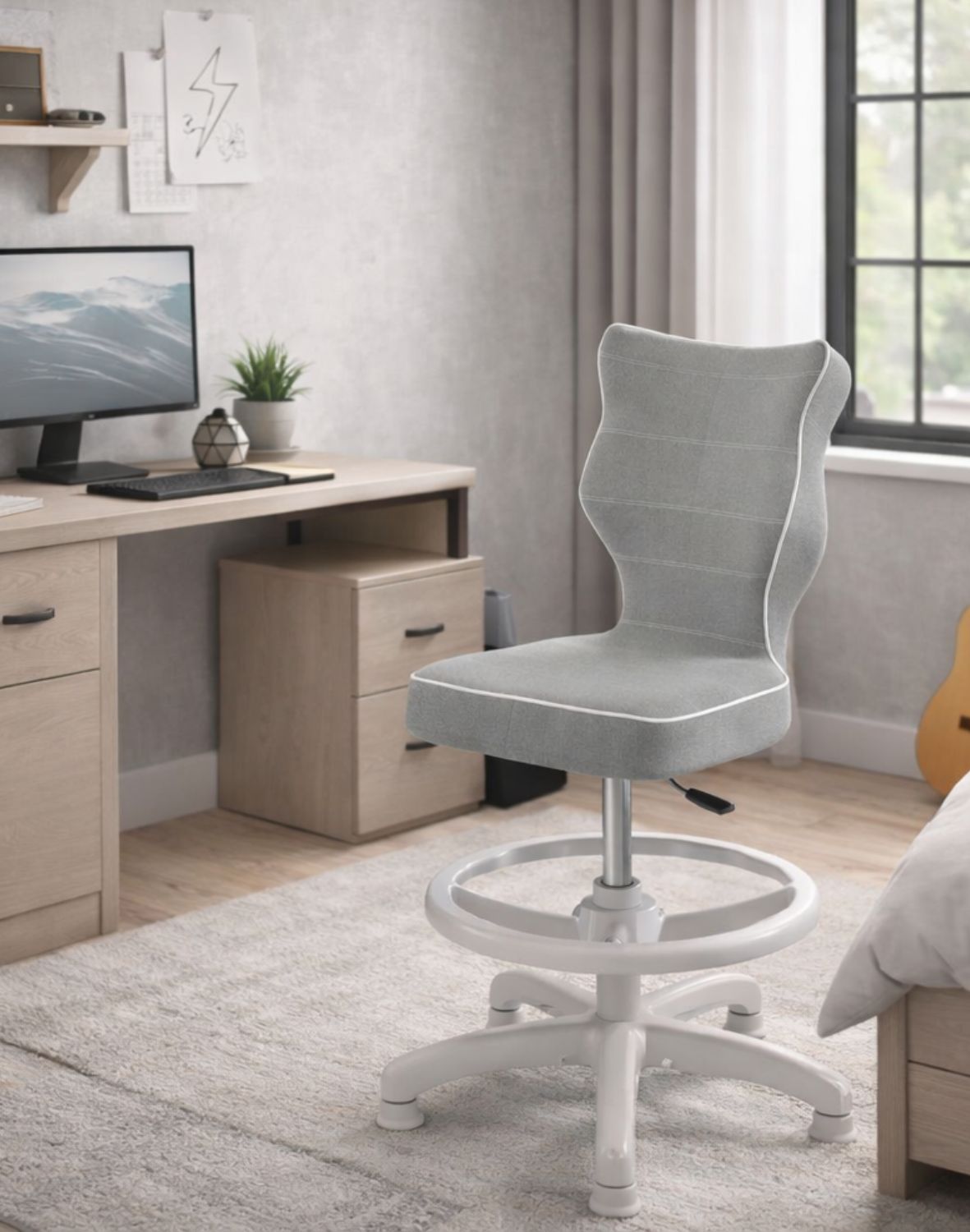 krzeslo dzieciece petit z podnozkiem 119 142 biala podstawa