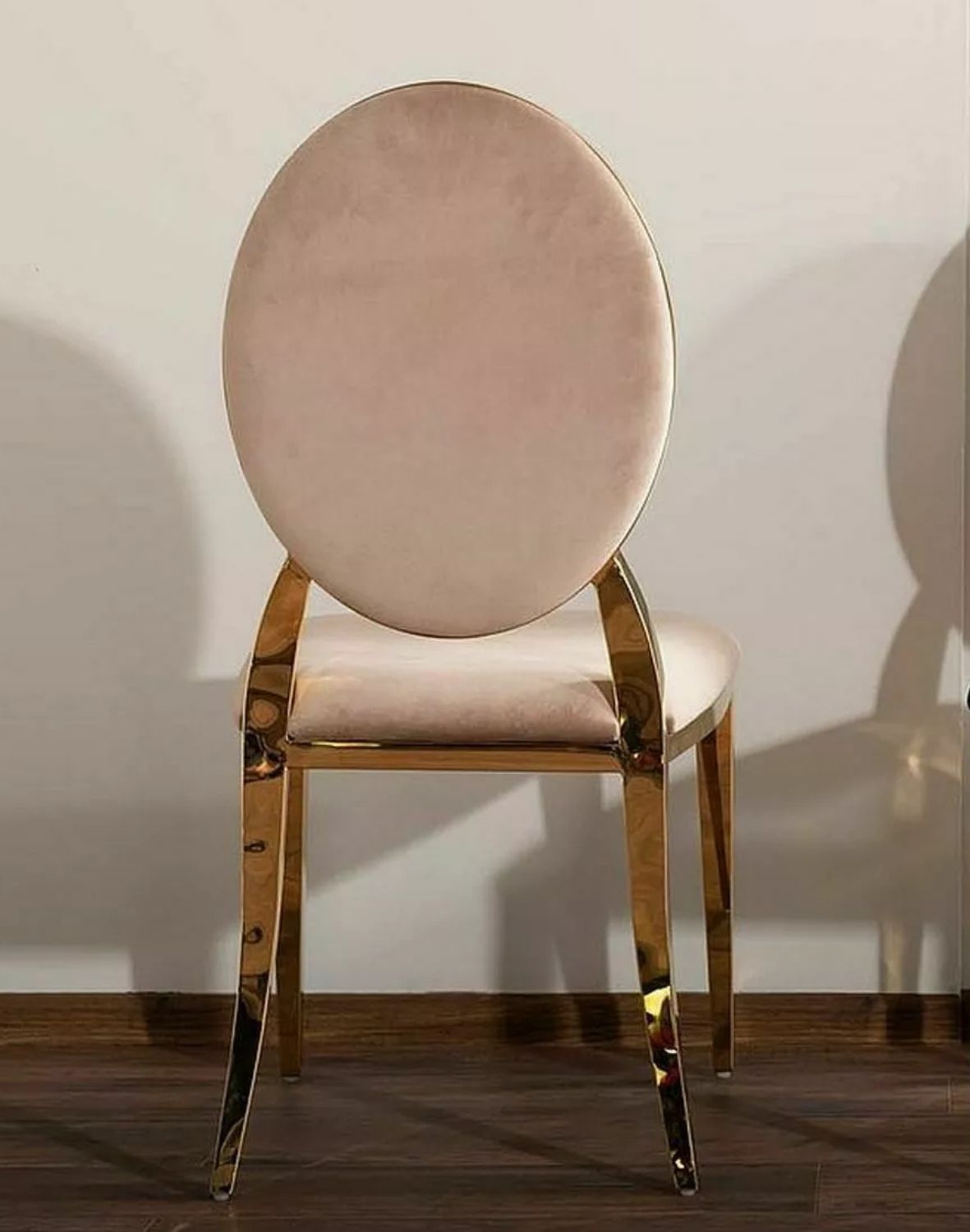 krzeslo king velvet bezowy