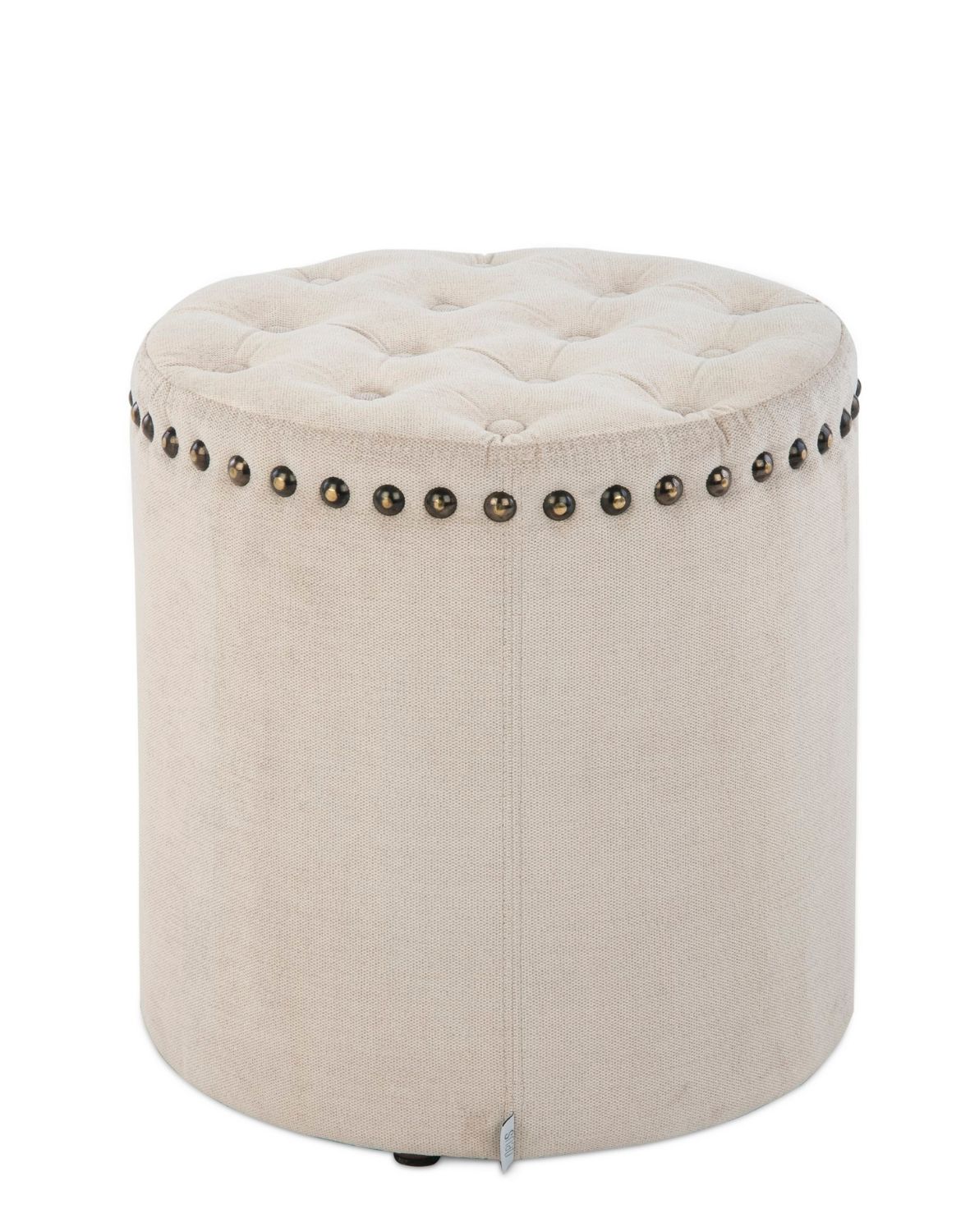 pufa omi, guziki i pinezki